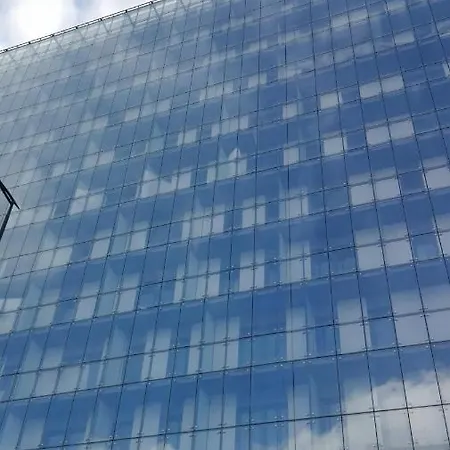 Super Blisko Centrum Warszawy